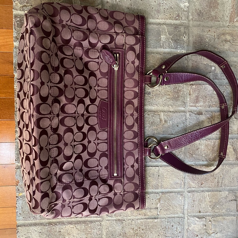 Beautiful Vintage Coach Bag